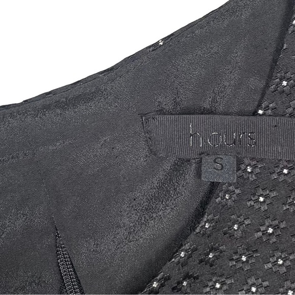 H:ours Francesca Puff Sleeve Crop Top - Picture 6 of 7